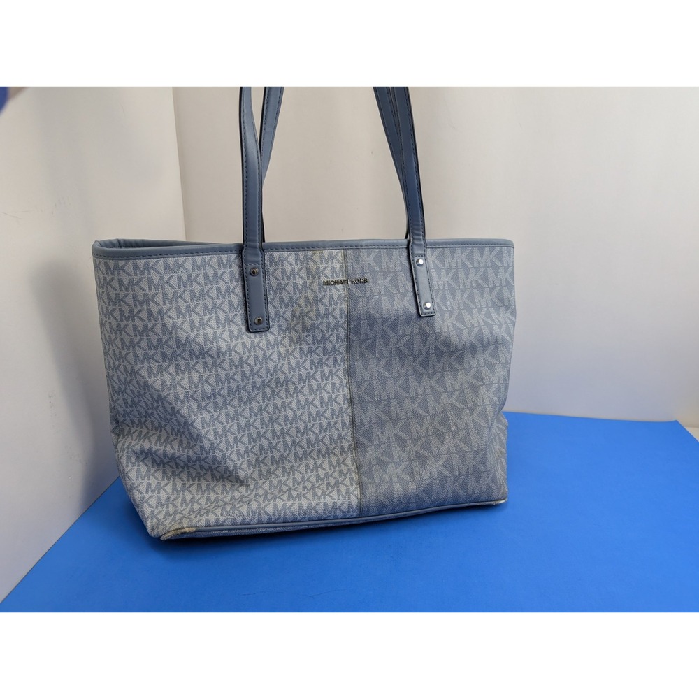 READ Michael Kors Carter Signature Large Open Tote Blue Multi